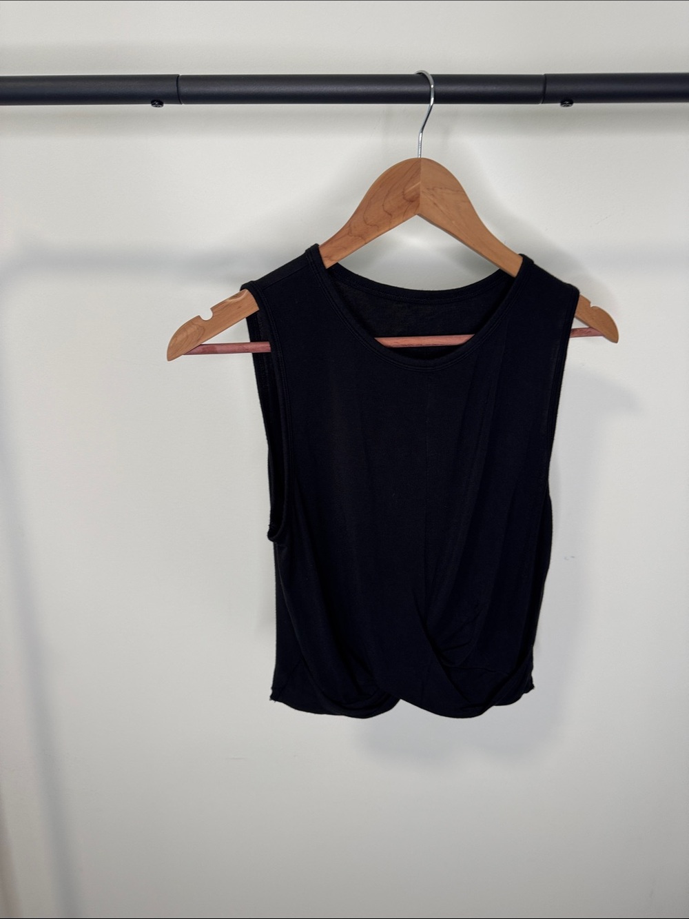 ALO Yoga Black Twist-Front Tank
